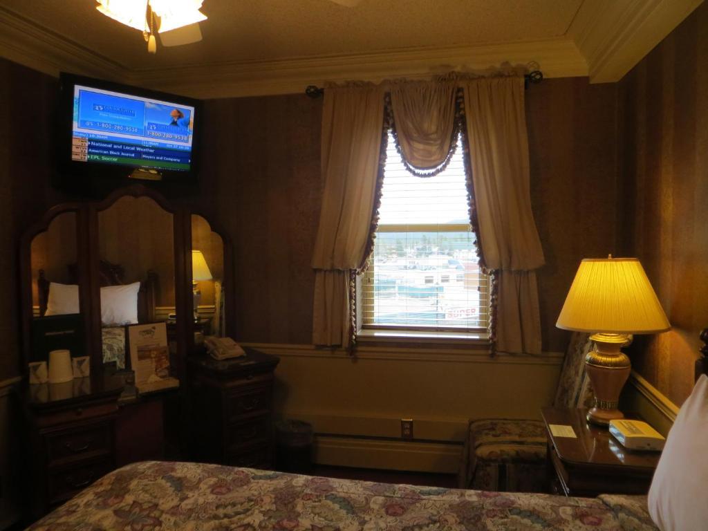 Athabasca Hotel Jasper Pokoj fotografie
